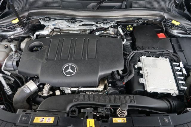 MERCEDES-BENZ GLA 180 usata 58