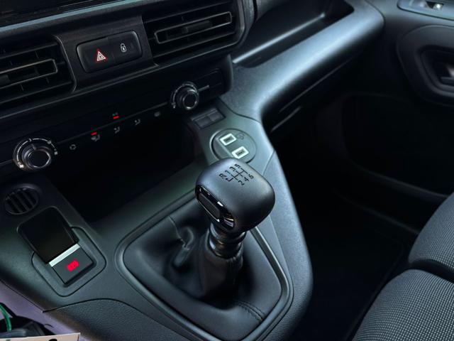 FIAT Doblo usata, con Specchietti laterali elettrici