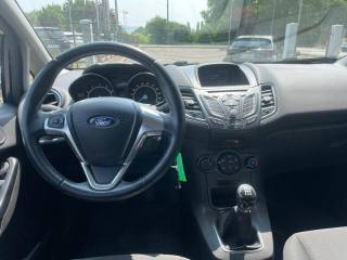FORD Fiesta usata, con Autoradio digitale