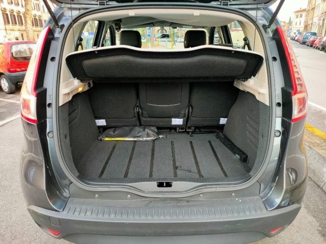 RENAULT Scenic usata, con USB