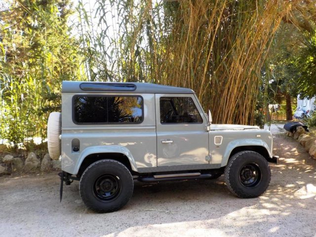 LAND ROVER Defender usata 19