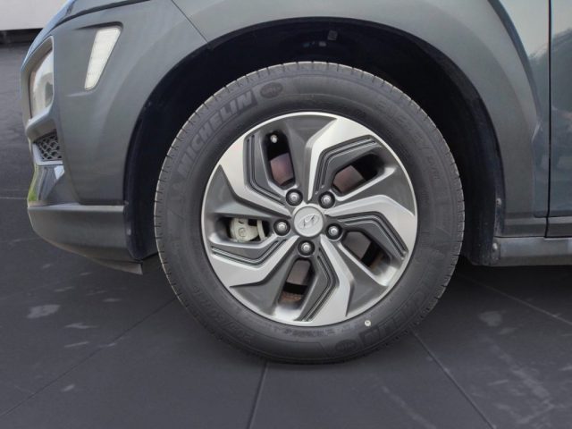 HYUNDAI Kona usata, con Autoradio digitale