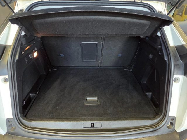 PEUGEOT 3008 usata, con Chiusura centralizzata