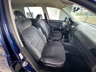 VOLKSWAGEN Golf usata, con Gancio traino