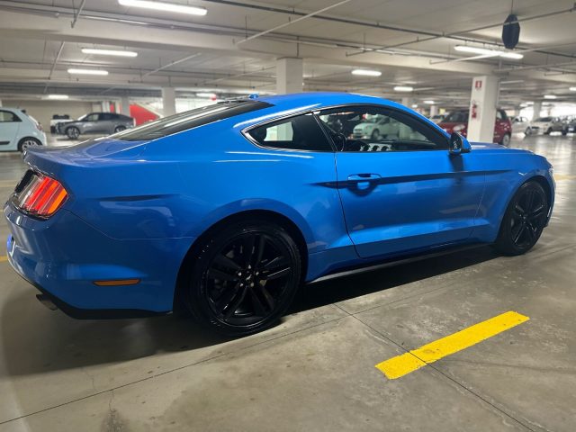 FORD Mustang usata, con Autoradio