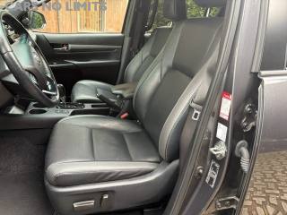 TOYOTA Hilux usata, con Cerchi in lega