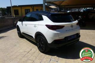 OPEL Grandland usata, con Alzacristalli elettrici