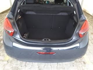 PEUGEOT 208 usata, con ESP