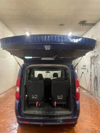 FIAT Doblo usata, con Sensori di parcheggio posteriori