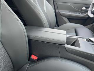 PEUGEOT 308 usata, con Fari LED