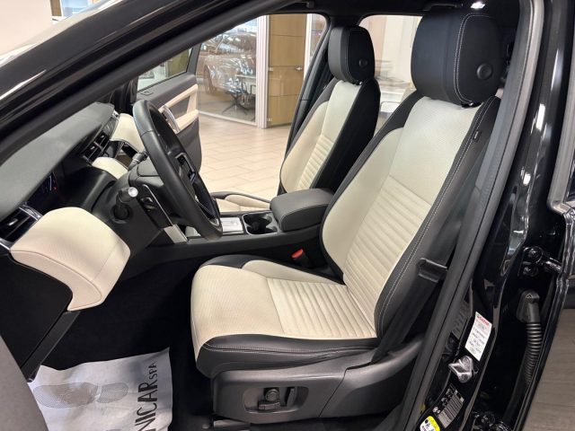LAND ROVER Discovery Sport usata, con USB
