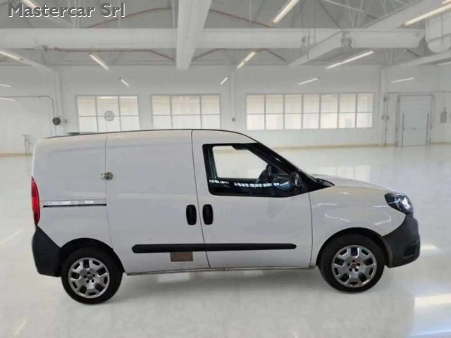 FIAT Doblo usata, con Airbag Passeggero