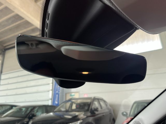 JEEP Avenger usata, con Volante in pelle