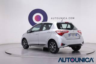 TOYOTA Yaris usata, con USB