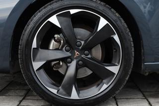 SEAT Leon usata, con USB