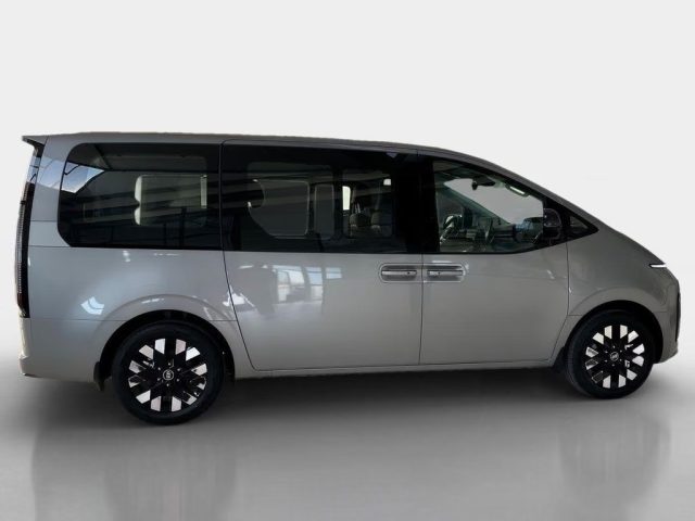 HYUNDAI Staria usata, con Antifurto