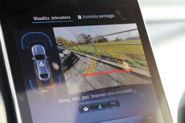 MERCEDES-BENZ GLC 220 usata, con Luci diurne LED