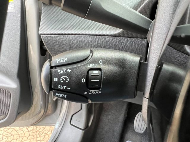 PEUGEOT 208 usata 21