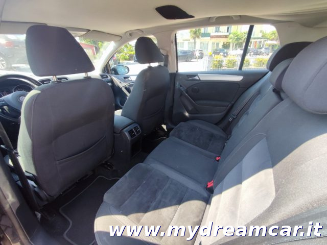 VOLKSWAGEN Golf usata, con Airbag testa