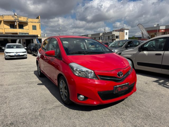 TOYOTA Yaris usata, con ABS