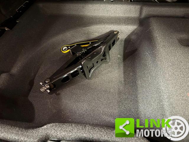 VOLVO V60 usata, con Autoradio digitale