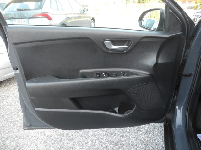 KIA Stonic usata 48