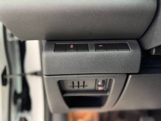 PEUGEOT 5008 usata, con Lettore CD
