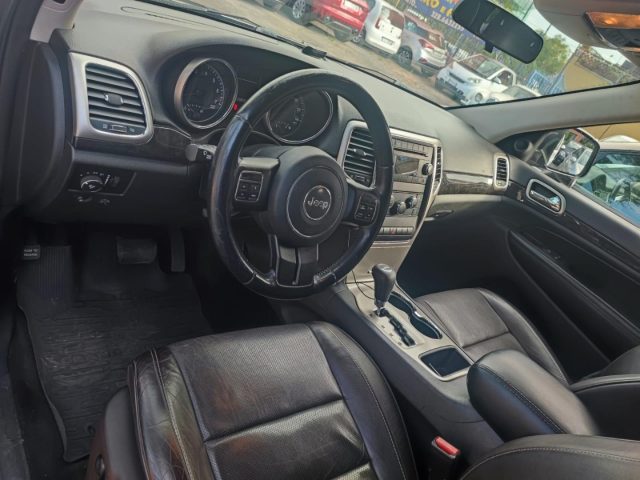 JEEP Grand Cherokee usata, con Autoradio