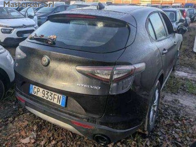 ALFA ROMEO Stelvio usata, con Airbag laterali