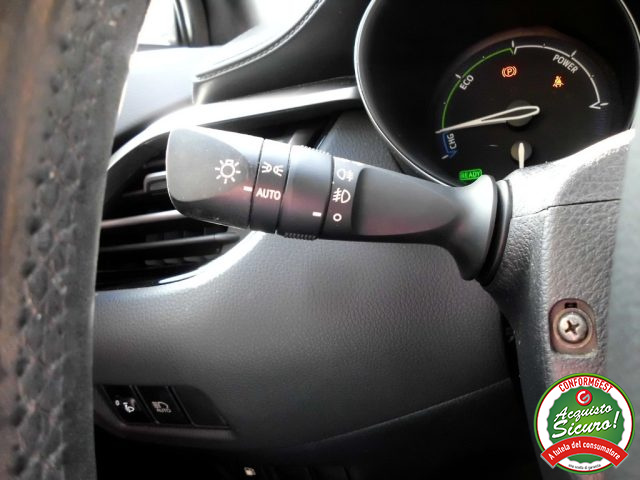 TOYOTA C-HR usata, con Fari LED