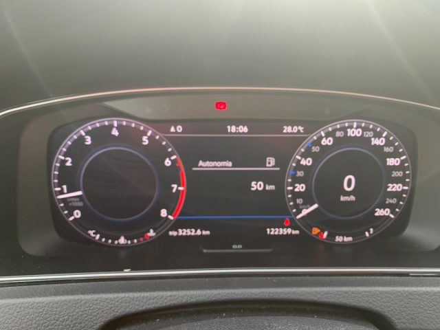 VOLKSWAGEN Golf Variant usata, con ESP