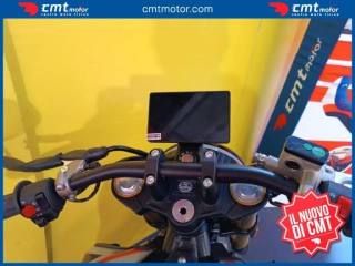 OTHERS-ANDERE OTHERS-ANDERE usata 4