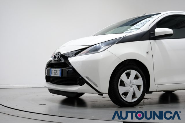 TOYOTA Aygo usata 38
