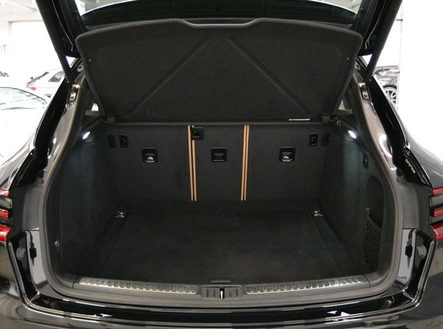 PORSCHE Macan usata, con Cronologia tagliandi