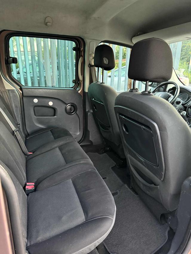 RENAULT Kangoo usata, con Controllo trazione
