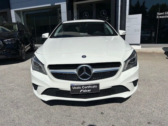 MERCEDES-BENZ CLA 200 usata, con Airbag