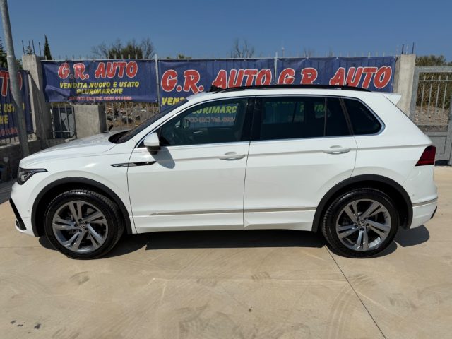 VOLKSWAGEN Tiguan usata, con Autoradio
