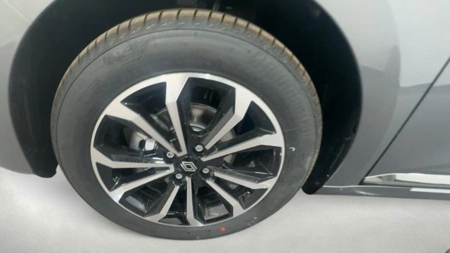 RENAULT Clio usata, con Alzacristalli elettrici