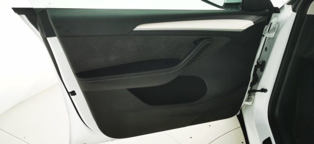 TESLA Model Y usata, con Supporto lombare