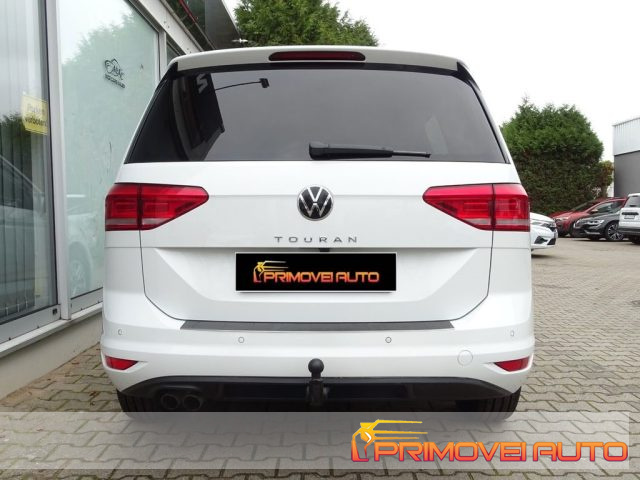 VOLKSWAGEN Touran usata, con Servosterzo