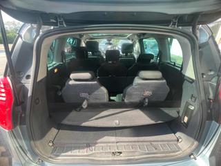 PEUGEOT 5008 usata, con Specchietti laterali elettrici