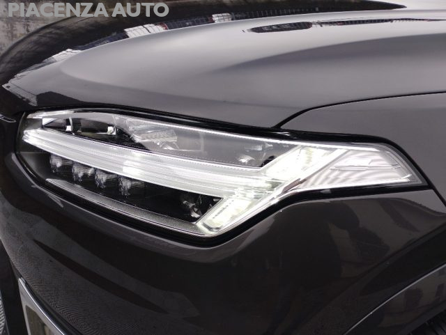 VOLVO XC90 usata, con Fari Xenon
