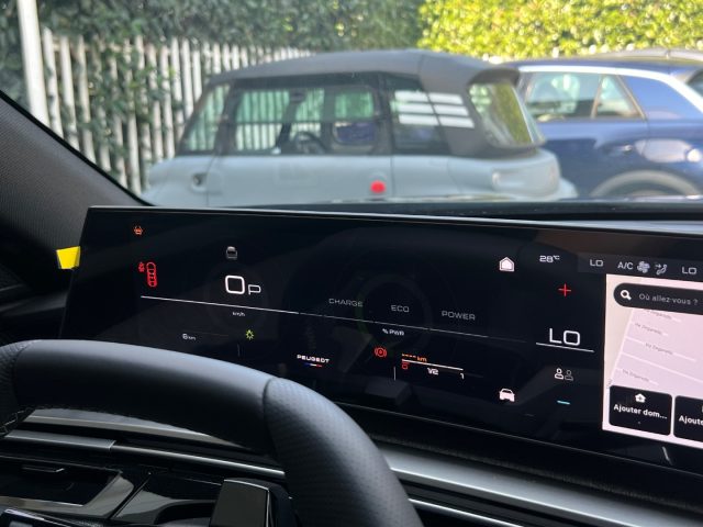 PEUGEOT 3008 usata, con USB