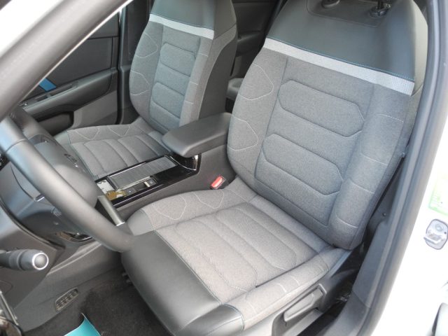 CITROEN E-C4 usata, con Specchietto retrovisore con funzione antiabbagliamento