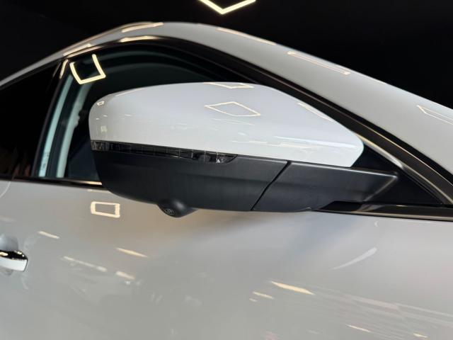 MG HS usata, con Boardcomputer