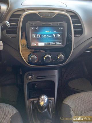 RENAULT Captur usata, con Sistema di navigazione