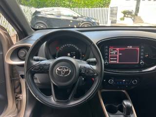 TOYOTA Aygo X usata, con Sistema di navigazione