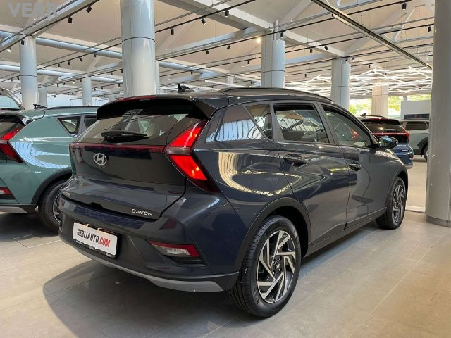 HYUNDAI Bayon usata, con Boardcomputer