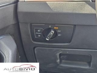 VOLKSWAGEN Passat Variant usata, con Fari LED