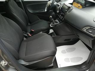 LANCIA Ypsilon usata, con Autoradio